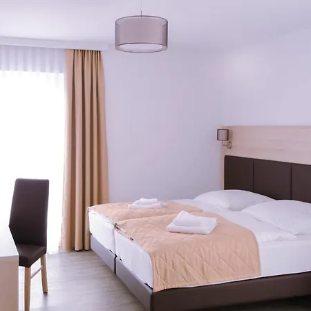 게스트하우스 Glindower Alpen 베르데르